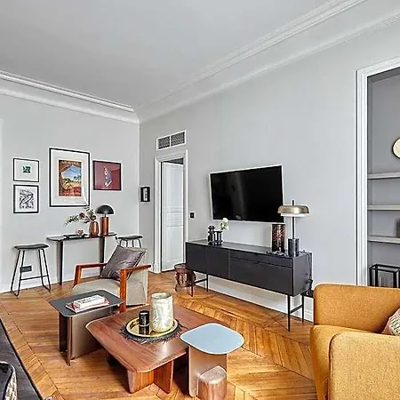 Magnificent New Notre Dame De París