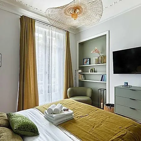 Magnificent New Notre Dame De Appartement *